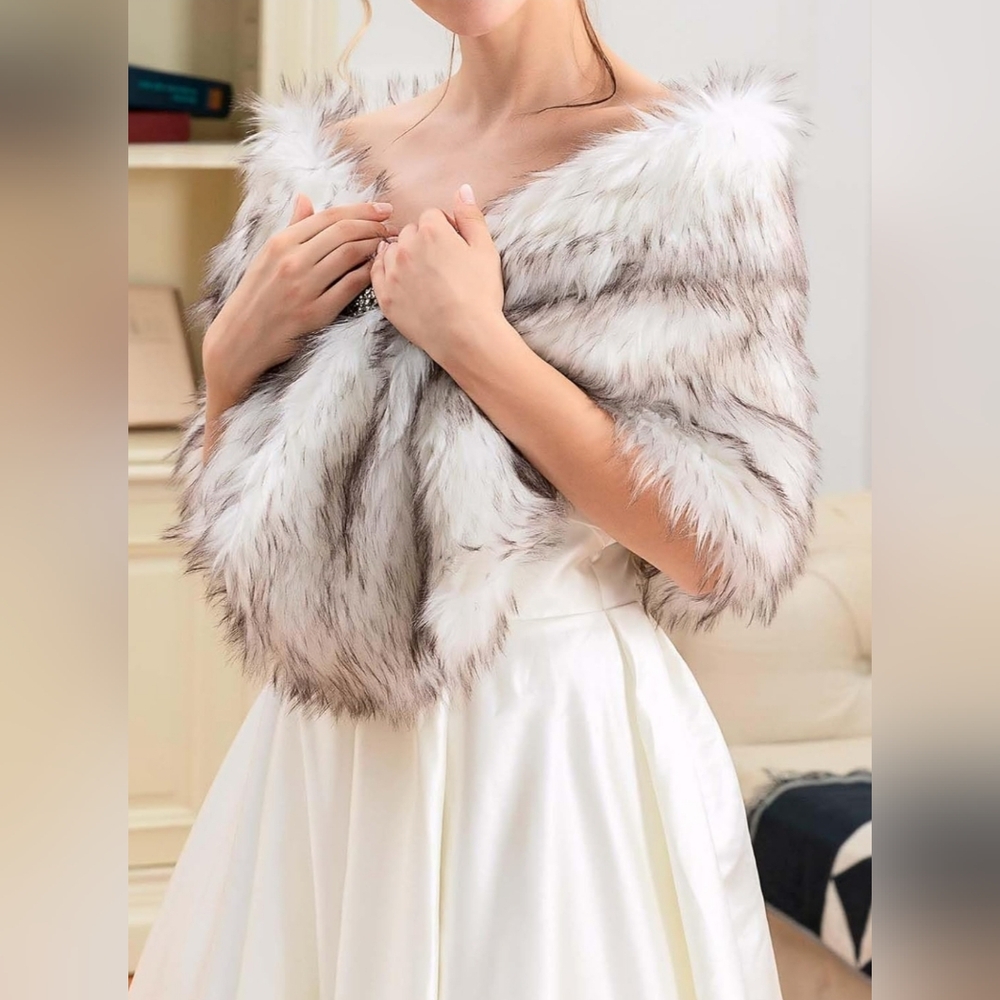 Faux Fur Shawl for bride, gala, party, wedding, Fits sizes 16-22